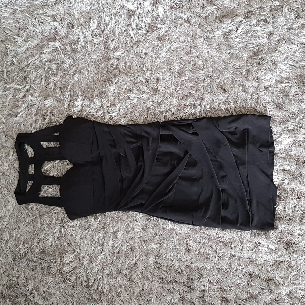 Dress (available till Oct 12)